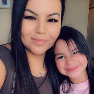 Meet your Posher, Candice